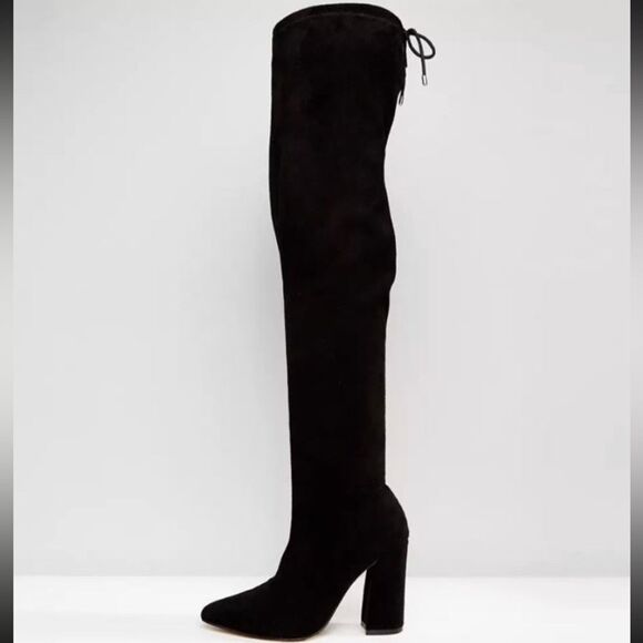 Pointy over the knee boots - Picture 3 of 7